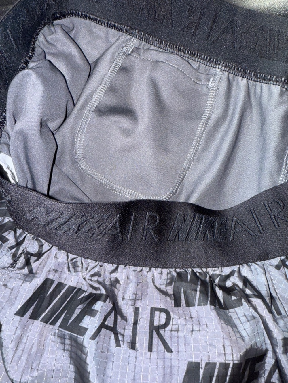 Nike Air Women's 2-in-1 Running Shorts NWOT Size SM - Picture 8 of 8